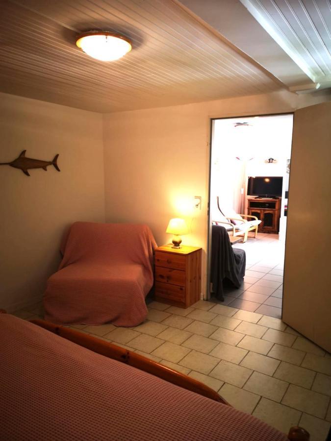 Residence Miro, Gites Avec Piscine Chauffee Et Tennis Les Arcs-sur-Argens Exteriör bild