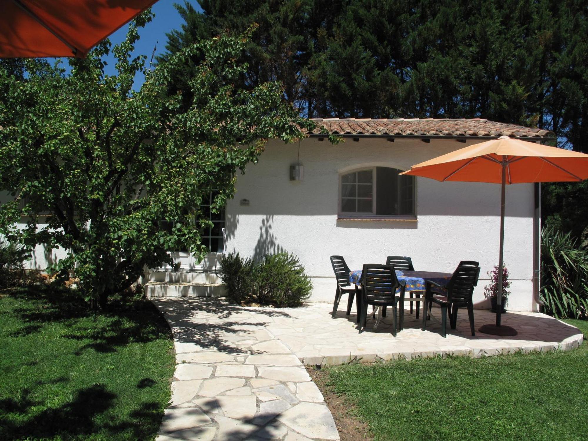 Residence Miro, Gites Avec Piscine Chauffee Et Tennis Les Arcs-sur-Argens Exteriör bild