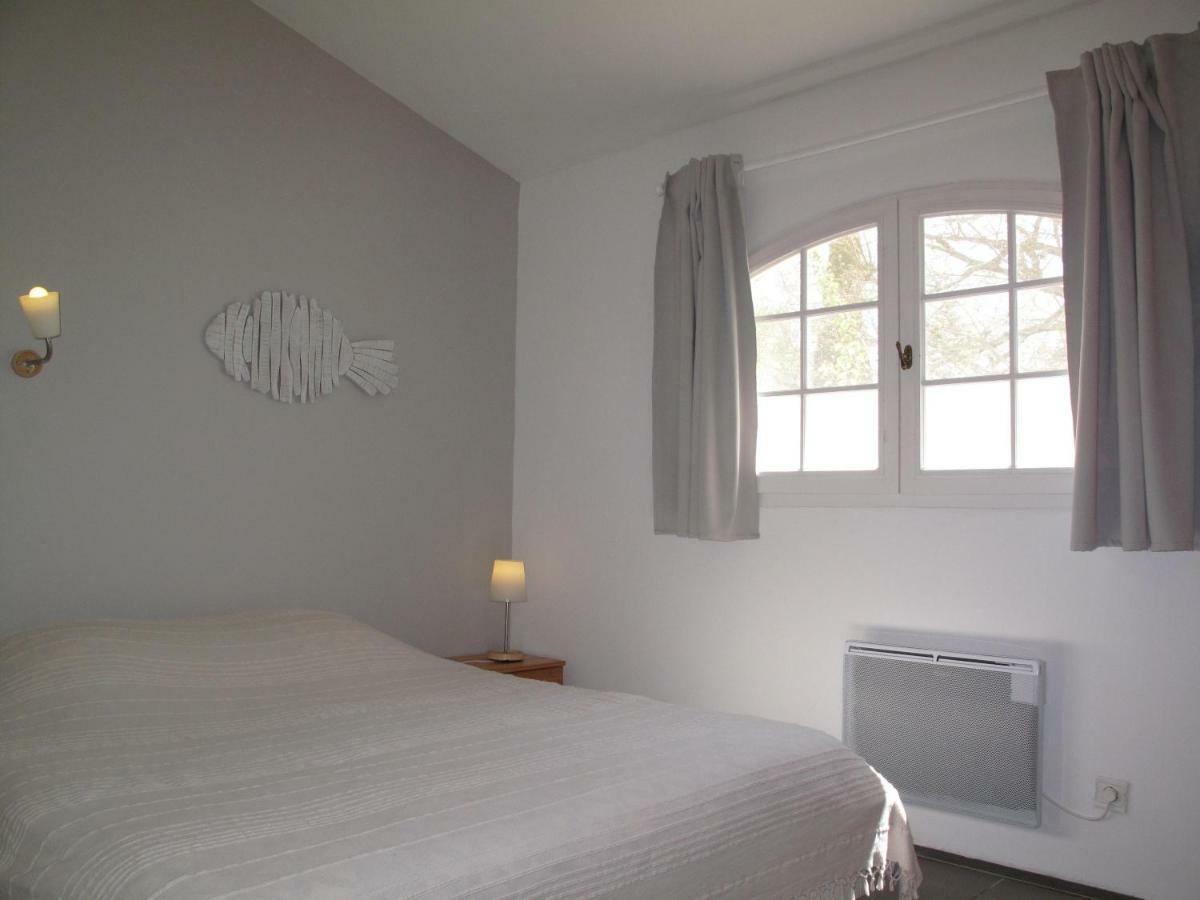 Residence Miro, Gites Avec Piscine Chauffee Et Tennis Les Arcs-sur-Argens Exteriör bild