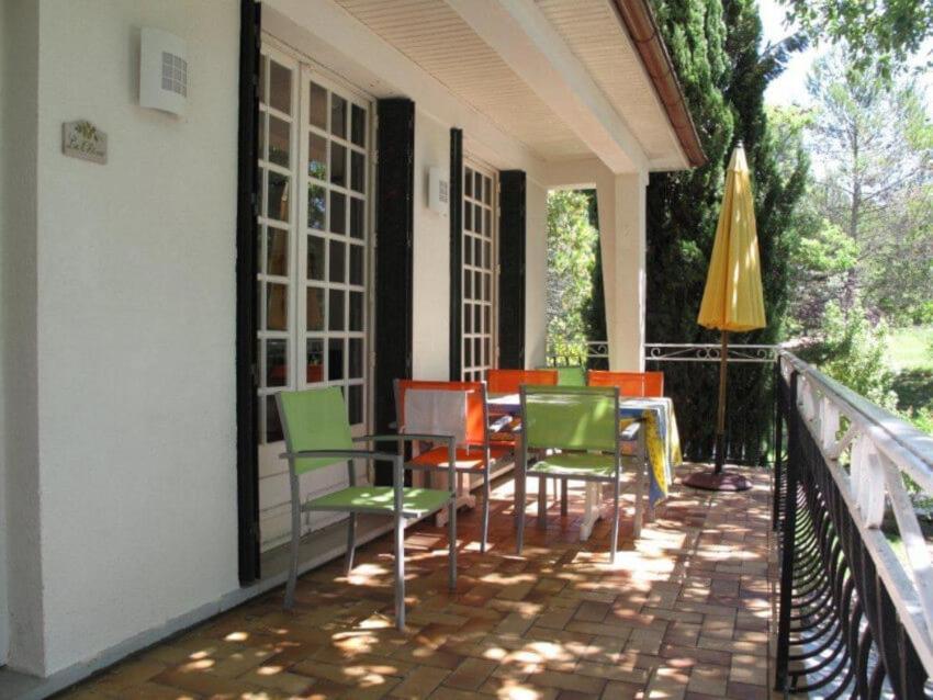 Residence Miro, Gites Avec Piscine Chauffee Et Tennis Les Arcs-sur-Argens Exteriör bild